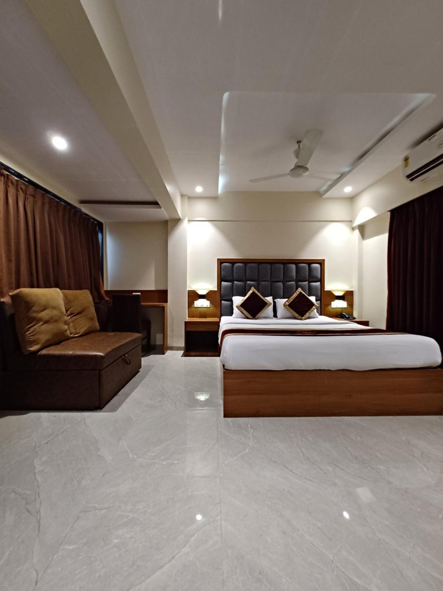 Hotel Ratna Mahal Мумбаи Экстерьер фото